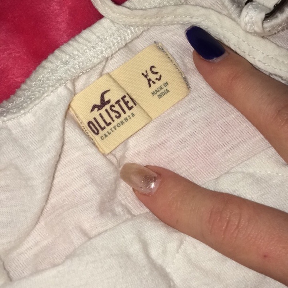 White Tanktop - Picture 1 of 3